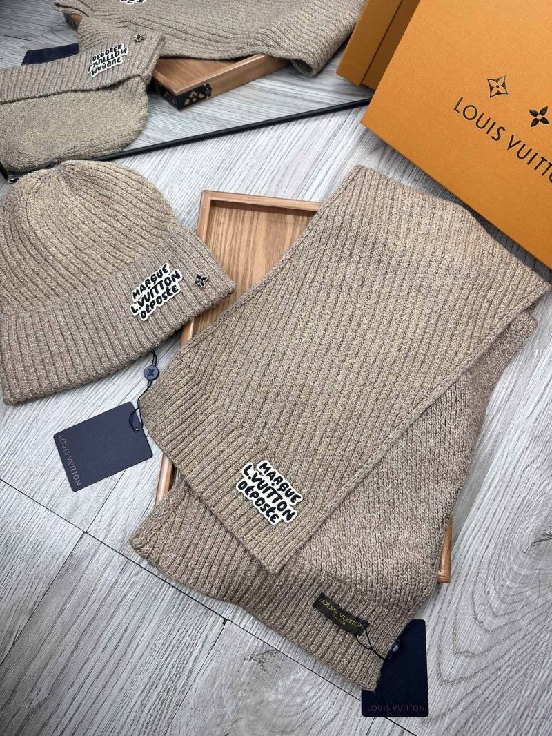 Louis Vuitton Caps Scarfs